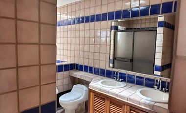 Casa en Venta en Lomas 4ta secc. Calle Iyali- cerca del Libanes