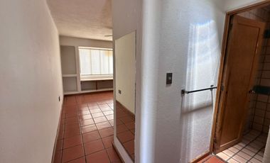 Casa en Venta en Lomas 4ta secc. Calle Iyali- cerca del Libanes