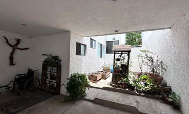 Casa en venta en Lomas 4ta secc.- Frente a área verde