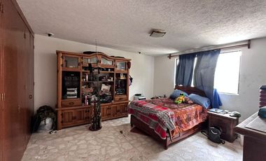 Casa en venta en Lomas 4ta secc.- Frente a área verde