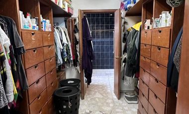 Casa en venta en Lomas 4ta secc.- Frente a área verde