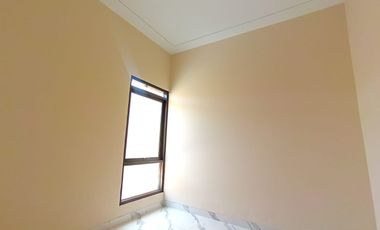Dijual Rumah Baru Desain Modern Siap Huni Komplek Margahayu di Saturnus Timur Kota Bandung
