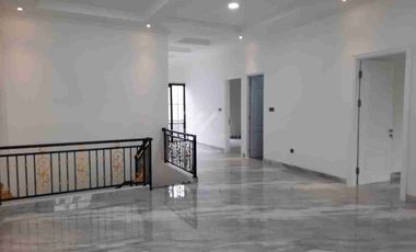 Dijual Rumah Baru Cantik Strategis Bangunan Kokoh di Bintaro Sektor 9