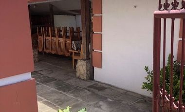 House with lot UK plug sockets near beach
