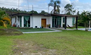 VENTA DE CASA URB. MACADAMIAS