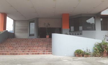 EN ALQUILER  LOCAL COMERCIAL GALPON EN VIA A DAULE