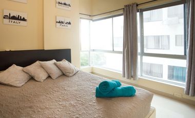 Apartamento turístico amoblado en venta, barrio Laguito
