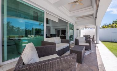 Casa Remodelada con Vista al Campo de Golf en Marina Vallarta - Remodeled Golf Course View Home in Marina Vallarta – Pool with Jacuzzi & Solar Panels