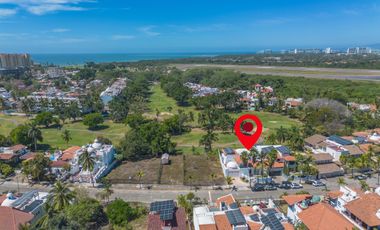 Casa Remodelada con Vista al Campo de Golf en Marina Vallarta - Remodeled Golf Course View Home in Marina Vallarta – Pool with Jacuzzi & Solar Panels