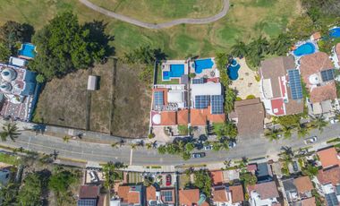 Casa Remodelada con Vista al Campo de Golf en Marina Vallarta - Remodeled Golf Course View Home in Marina Vallarta – Pool with Jacuzzi & Solar Panels