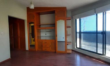 CASA EN VENTA EN EL CENTRO DE TEQUISQUIAPAN