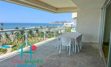 Frente al mar. En exclusivo departamento con terraza panorámica y acceso directo a la playa
