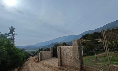 Se arrienda amplia casa,amoblada en lugar residencial, campo Lonquén sur