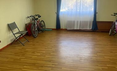 Se arrienda amplia casa,amoblada en lugar residencial, campo Lonquén sur