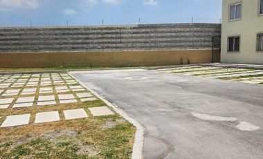 Departamento para estrenar, con seguridad, Planta baja, jardín, áreas para convivencia