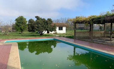 En Venta Parcela con Casa estilo colonial en venta, Requínoa, Región de Higgins.