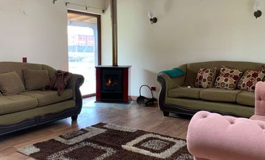 En Venta Parcela con Casa estilo colonial en venta, Requínoa, Región de Higgins.