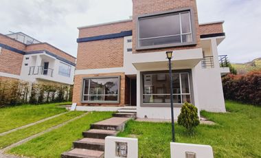 VENTA DE CASA CAMPESTRE EN CATAMBUCO CONJUNTO CERRADO