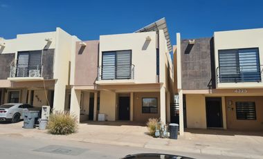 SE RENTA HERMOSA CASA TOTALMENTE AMUEBLADA EN AUREA RESIDENCIAL