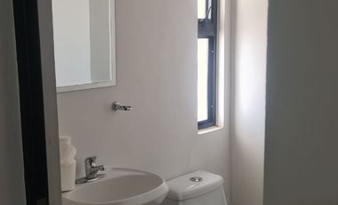 SE RENTA HERMOSA CASA TOTALMENTE AMUEBLADA EN AUREA RESIDENCIAL
