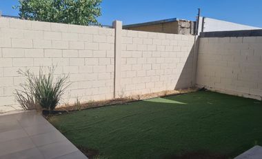 SE RENTA HERMOSA CASA TOTALMENTE AMUEBLADA EN AUREA RESIDENCIAL