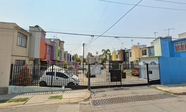 Casa en Privada Valle Azul, Fraccionamiento Real del Valle Primera Sección, Tepexpan, Acolman, Estado de México. ¡NO CRÉDITOS!