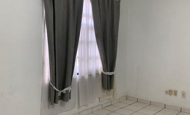 Casa en Venta Parques de Santa Cruz del Valle en Tlaquepaque