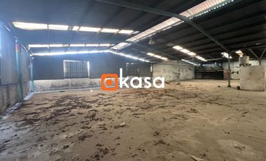 Bodega Venta 1,350 m2 en San Nicolás de los Garza.