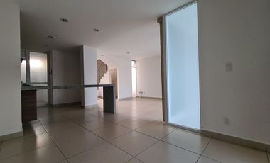 VENTA - Casa en Condominio de 3 Recamaras con Roof Garden