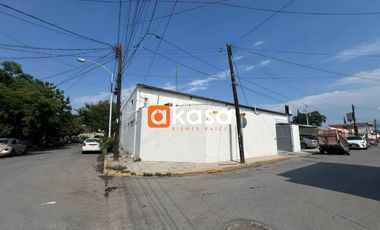Bodega en Venta de 600 m2, zona Cumbres.