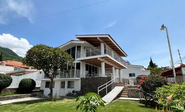 Hermosa casa con alberca en renta en San Juan Cósala