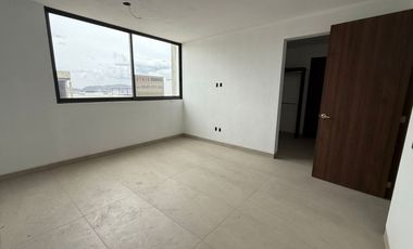 CASA NUEVA EN VENTA - LOS ROBLES