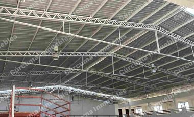 RENTA DE BODEGA EN SAN FRANCISCO DEL RINCON CON OFICINAS, CERCA DEL LIBRAMIENTO SUR