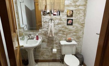EXCELENTE RESIDENCIA EN VENTA DENTRO DEL CLUB CAMPESTRE CON ALBERCA