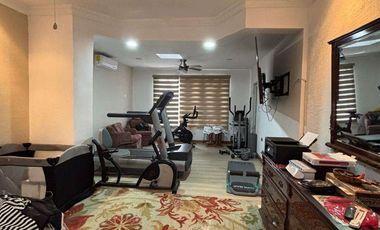 EXCELENTE RESIDENCIA EN VENTA DENTRO DEL CLUB CAMPESTRE CON ALBERCA