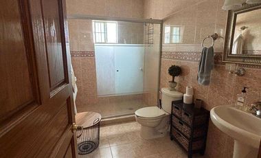 EXCELENTE RESIDENCIA EN VENTA DENTRO DEL CLUB CAMPESTRE CON ALBERCA