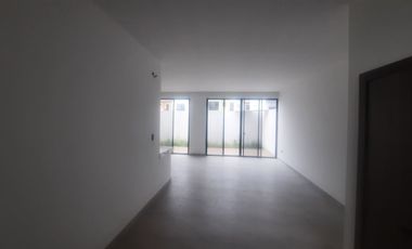 CASA 144M2, DAULE, VIA A SALITRE.