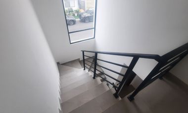 CASA 144M2, DAULE, VIA A SALITRE.