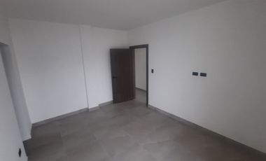 CASA 144M2, DAULE, VIA A SALITRE.