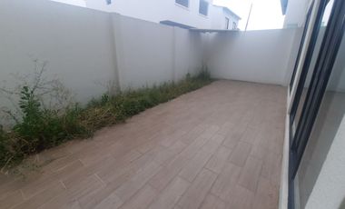 CASA 144M2, DAULE, VIA A SALITRE.