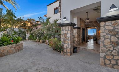 Casa en Venta en El  Pedregal Cabo San Lucas