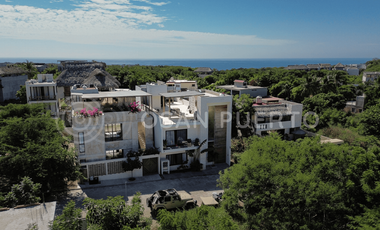 Paz y Ganancias: Casa Multifamiliar con 3 Departamentos en Don Goyo, Puerto Escondido