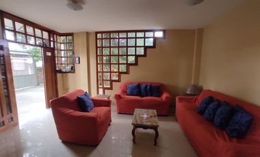 casa con piscina de venta en manta zona norte ar