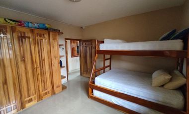 casa con piscina de venta en manta zona norte ar