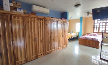 casa con piscina de venta en manta zona norte ar