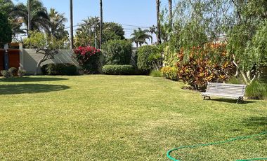 Venta de terreno en la Encantada de Villa
