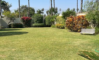 Venta de terreno en la Encantada de Villa
