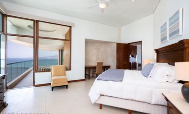 Lujoso Departamento Frente al Mar en Luma Nuevo Vallarta Oceanfront Luxury Condo at Luma – 9th Floor, 3 Bedrooms, 3.5 Baths, 329 m²
