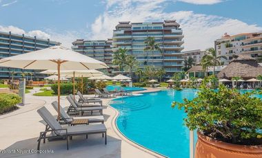 Lujoso Departamento Frente al Mar en Luma Nuevo Vallarta Oceanfront Luxury Condo at Luma – 9th Floor, 3 Bedrooms, 3.5 Baths, 329 m²