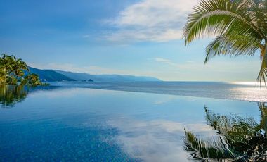 Villa de lujo frente al mar en Conchas Chinas, Puerto Vallarta | 6 recámaras, alberca privada, vistas espectaculares